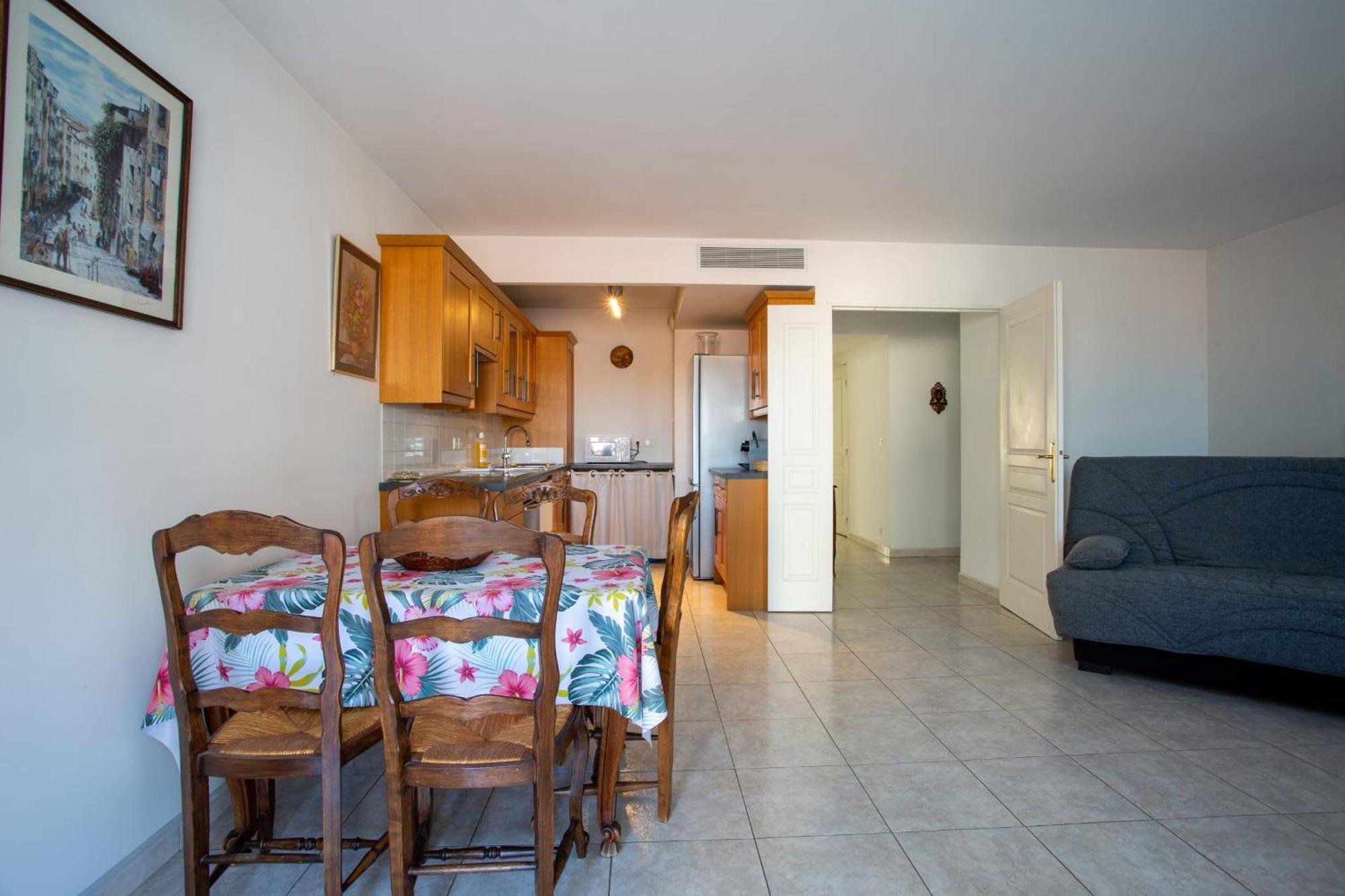 نيس Apartment With Sea View With Two Bedrooms المظهر الخارجي الصورة