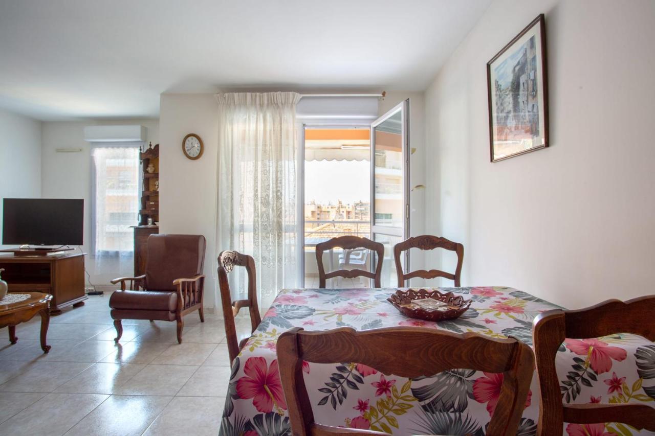 نيس Apartment With Sea View With Two Bedrooms المظهر الخارجي الصورة